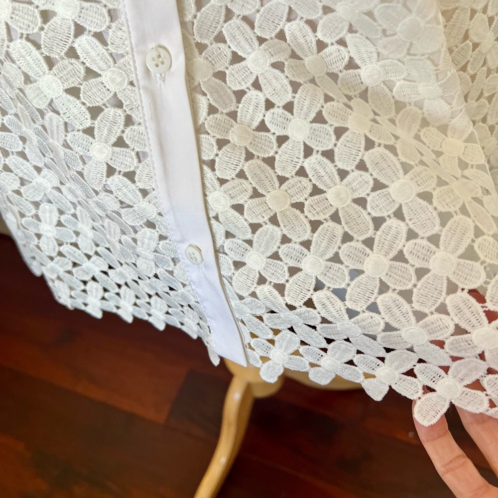 Lela Rose daisy embroidered blouse - Picture 8 of 16